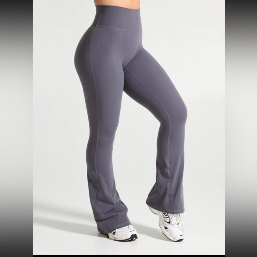 BuffBunny High-Rise Flare Leggings